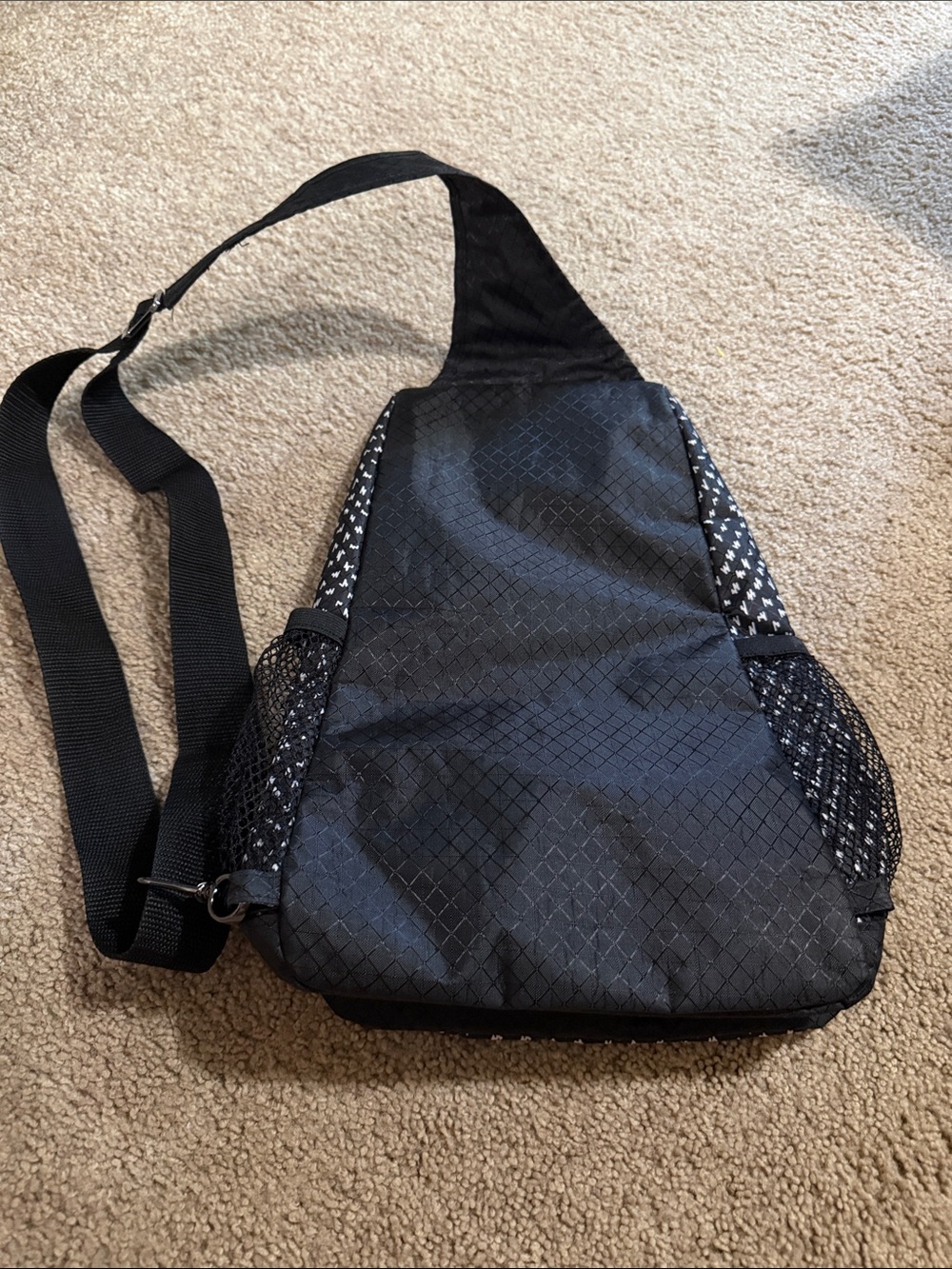 Thirty-One - Sling Backpack - Picture 2 of 3